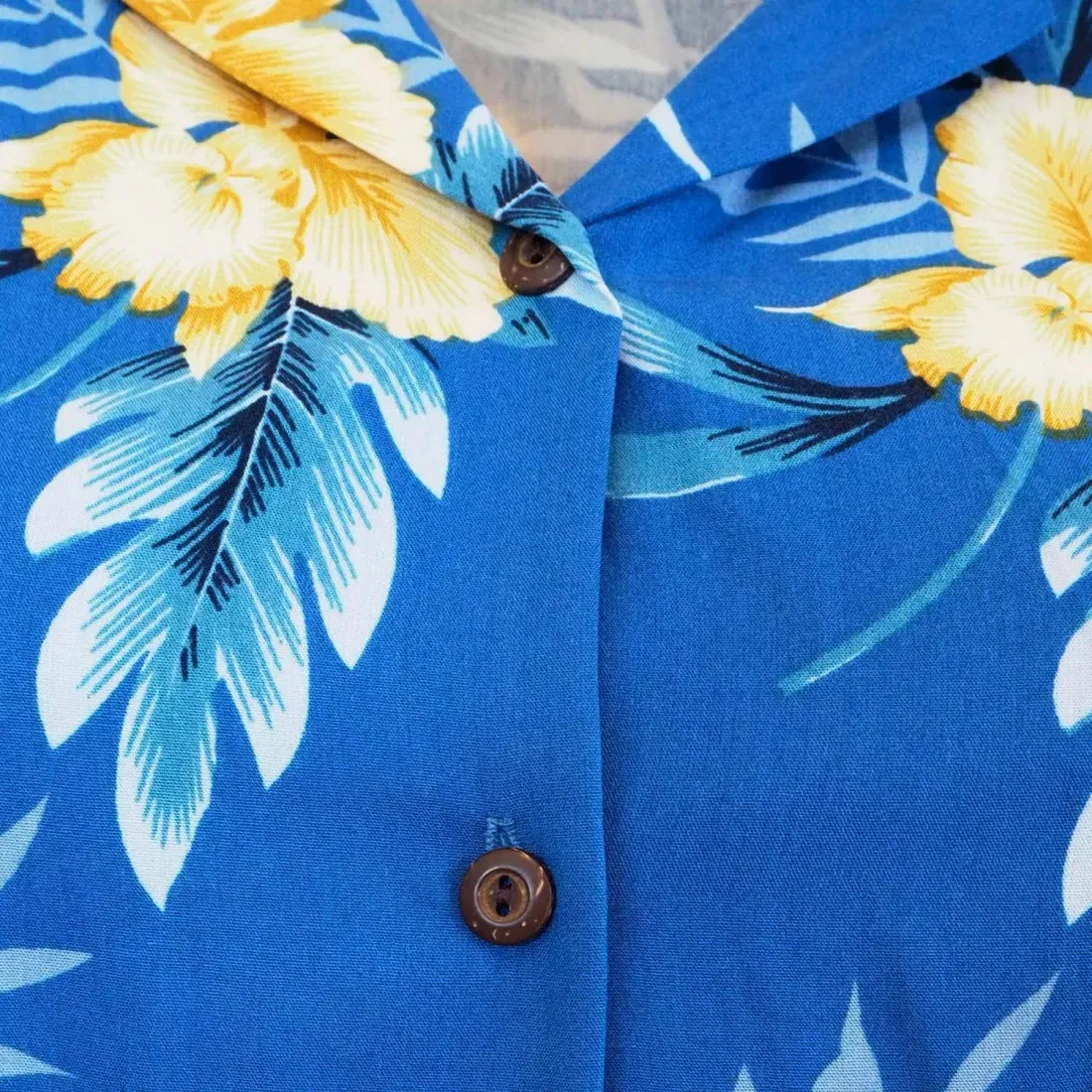 Midnight Blue Lady's Hawaiian Sleeveless Blouse