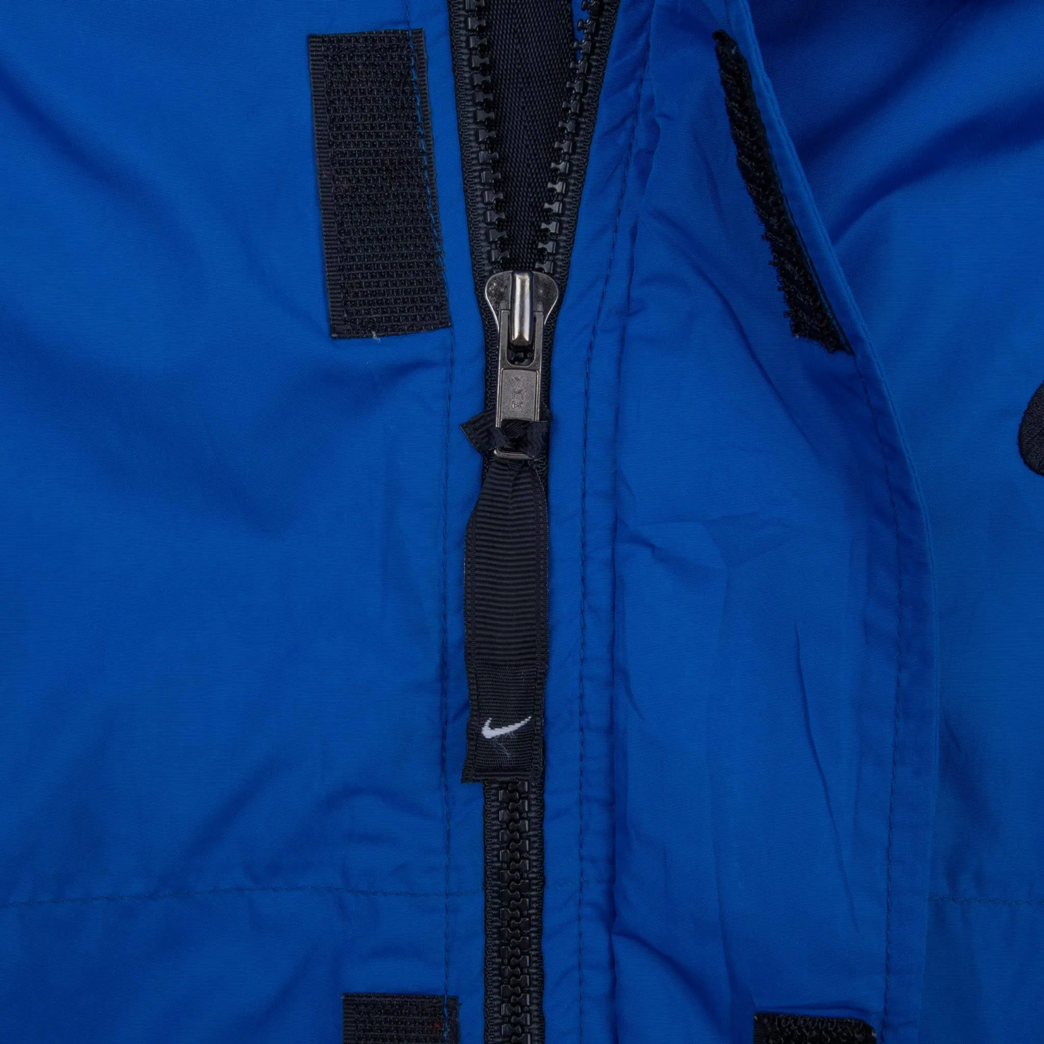 VINTAGE NIKE CLASSIC SWOOSH BLUE CLIMAFIT WINDBREAKER JACKET 1990S MEDIUM