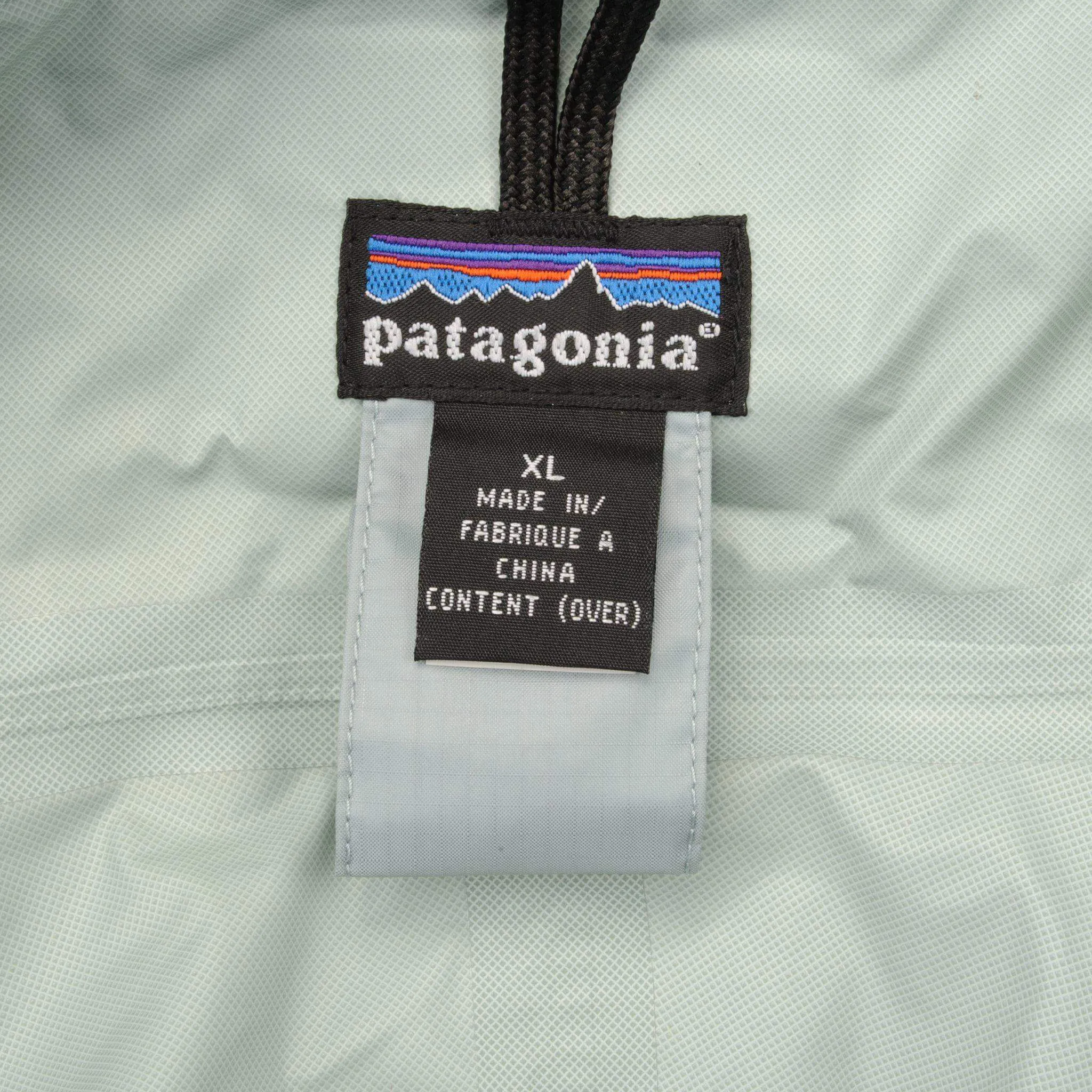 VINTAGE PATAGONIA WINDBREAKER JACKET WITH HOOD SIZE XL